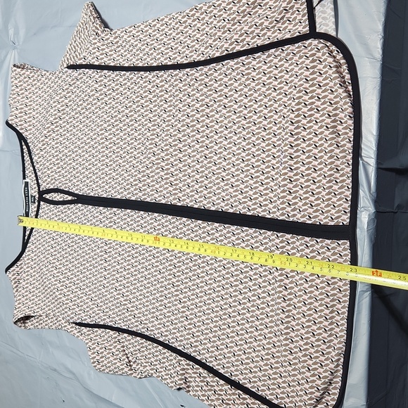 Melanie Lyne Top - Picture 9 of 9